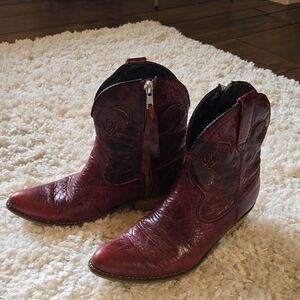 Dingo Women's Red Leather Western Boots size 7
